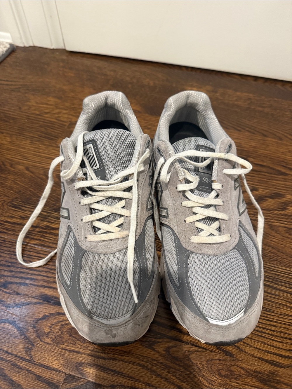 New Balance Men's Gray Athletic Mesh Sneakers - Classic Comfort